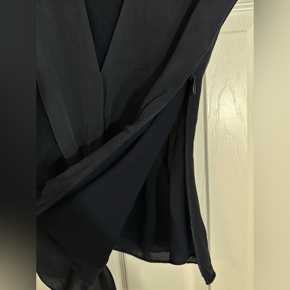 Joie Bosko Silk Blouse Size XXS - Picture 5 of 8